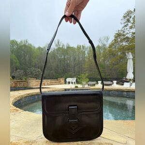 SAINT LAURENT Shoulder / Hand Bag Leather Black. Gorgeous, EUC.